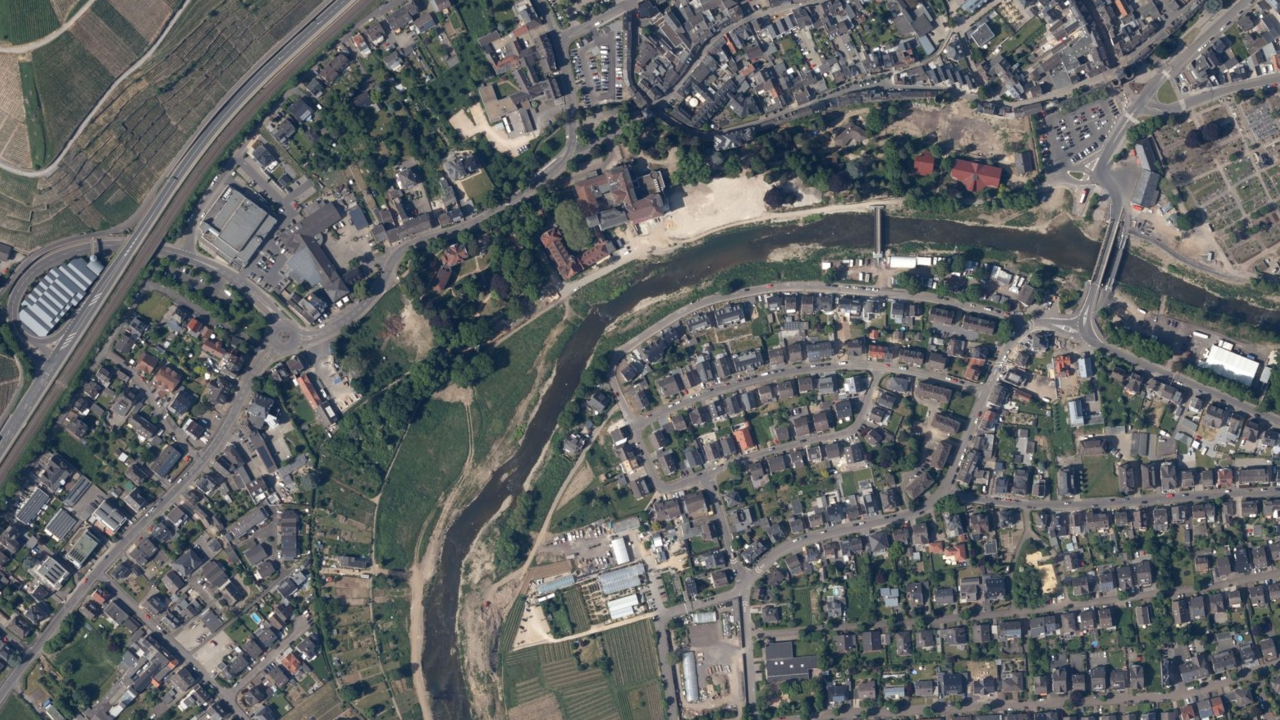 Luftbildaufnahme von Ahrweiler